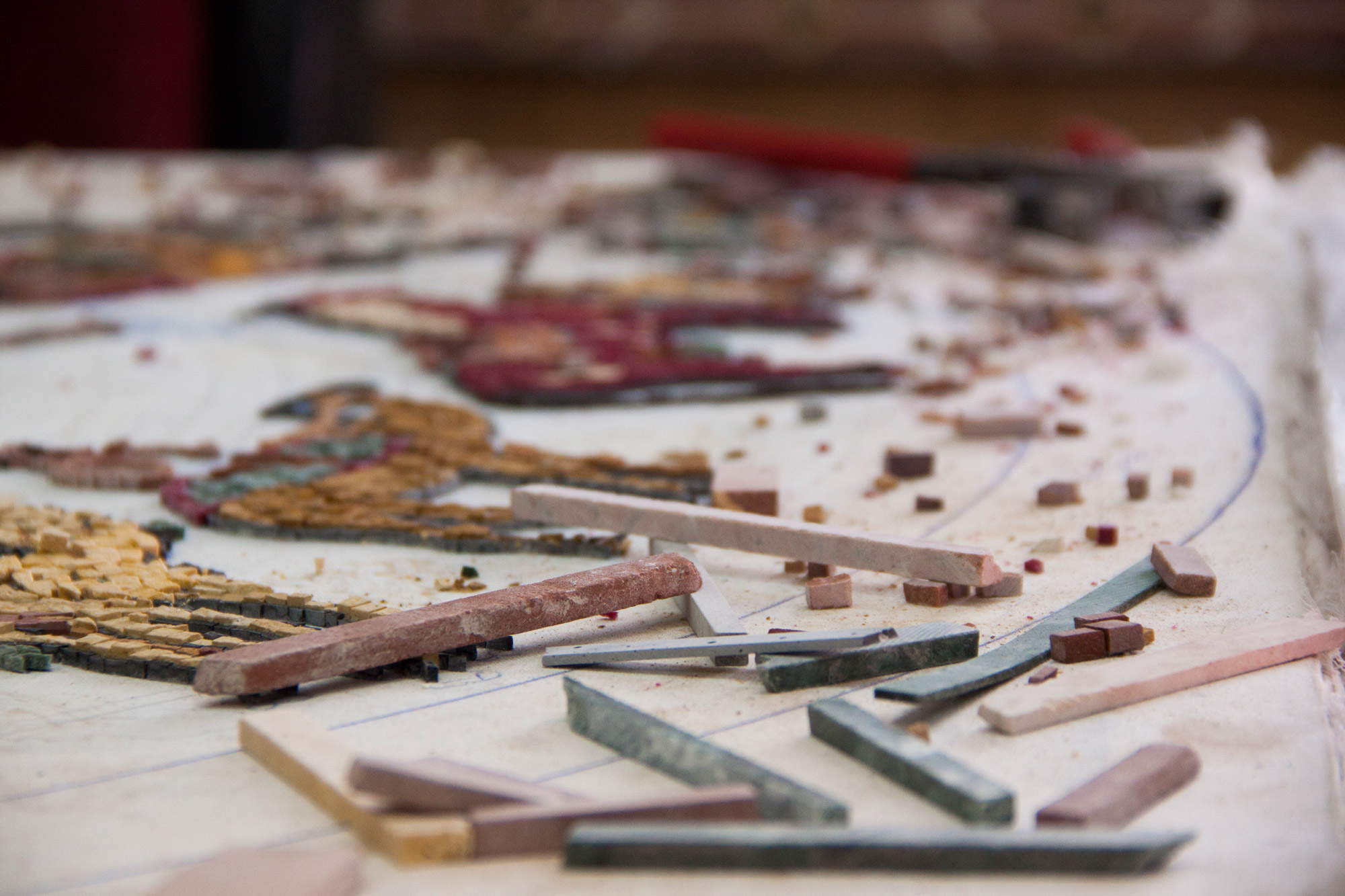 The craft of mosaic making has a noble and distinguished heritage in Jordan. Mosaics are made from tiny squares of naturally coloured rock called tesserae.